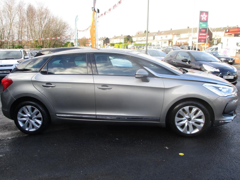 2016 DS Automobiles DS 5 1.6 BlueHDi Elegance Euro 6 (s/s) 5dr HATCHBACK Diesel Manual