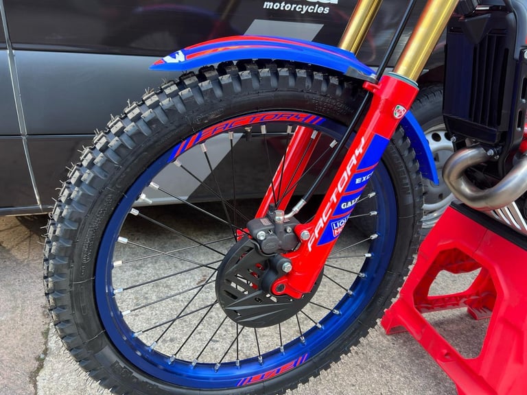 2025 Beta EVO Factory 2T 300cc Trials Bike - Top Spec Off-Road Clubman Expert