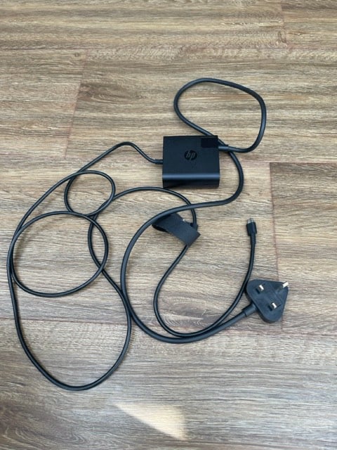 HP charger AC adapter, Model TPN-CA06