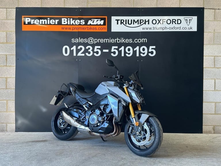 STUNNING ONE OWNER 2023/73 SUZUKI GSX-S 1000 MOTORCYCLE 