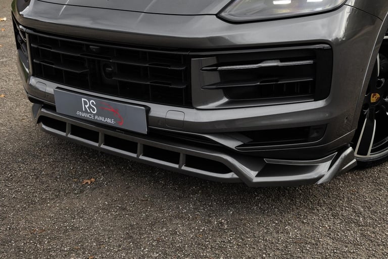 2023 Porsche Cayenne 3.0 V6 E-Hybrid 25.9kWh TiptronicS 4WD Euro 6 (s/s) 5dr ESTATE Petrol/Electr...