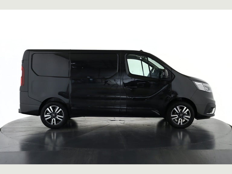 2025 Renault Trafic SL30 Blue dCi 150 Extra Sport [Safety] Van PANEL VAN DIESEL Manual