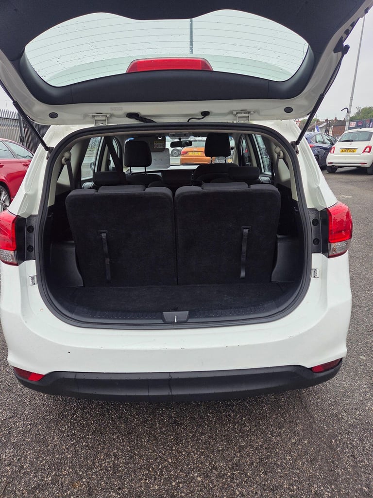 2014 Kia Carens 1.7 CRDi EcoDynamics 1 Euro 5 (s/s) 5dr MPV Diesel Manual