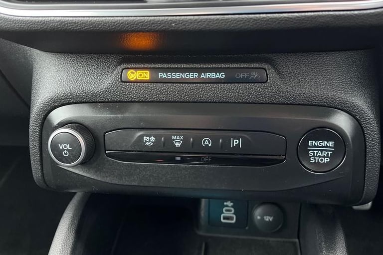 2023 Ford Focus 1.0 EcoBoost Titanium 5dr - HEATED SEATS &amp; STEERING WHEEL, 13.2 INCH DISPLA H...