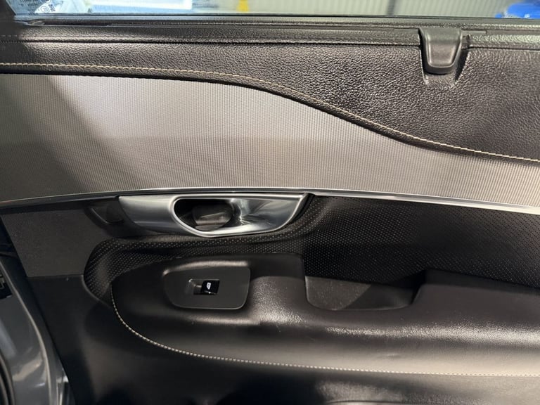 2019 Volvo XC90 2.0 B5D [235] R DESIGN 5dr AWD Geartronic ESTATE DIESEL Automatic