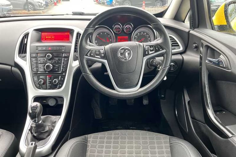 2015 Vauxhall Astra GTC 2.0 CDTi SRi Coupe 3dr Diesel Manual Euro 5 (s/s) (165 ps) Coupe Diesel M...