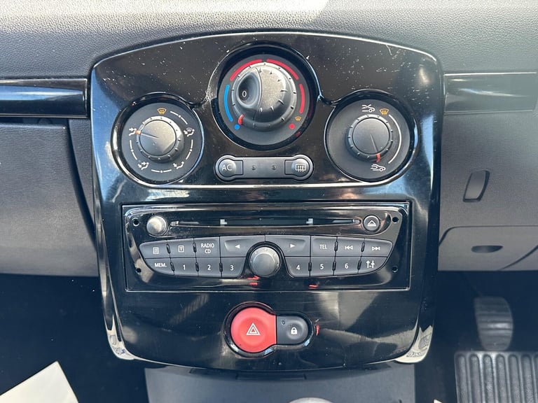 2012 Renault Clio 1.2 Dynamique TomTom Euro 5 3dr HATCHBACK Petrol Manual
