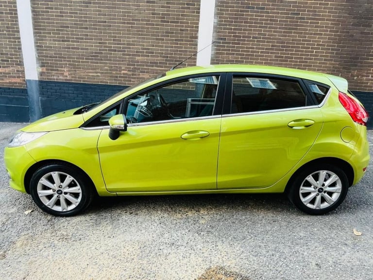 2010 Ford Fiesta 1.4 Zetec 5dr HATCHBACK PETROL Manual