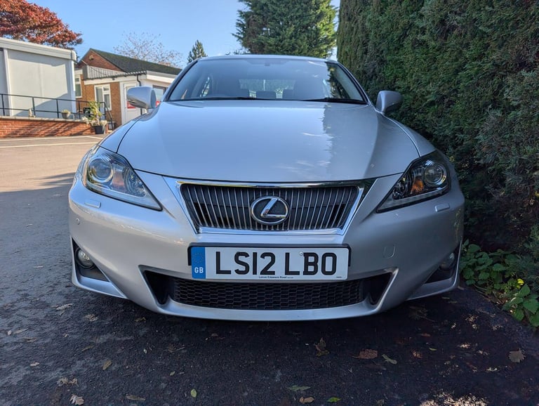 LEXUS IS 2.5 250 V6 Advance 2012