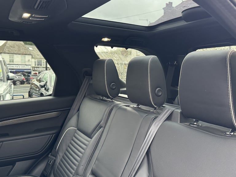 2020 Land Rover Discovery 2.0 SD4 HSE Luxury SUV 5dr Diesel Auto 4WD Euro 6 (s/s) (240 ps) ESTATE...