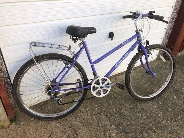 image for Lady's mountain bike. Raleigh.