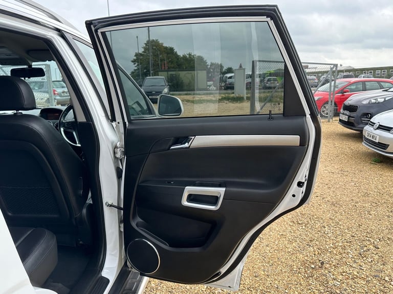 2016 Vauxhall Antara 2.2 CDTi Diamond 2WD Euro 5 (s/s) 5dr HATCHBACK Diesel Manual