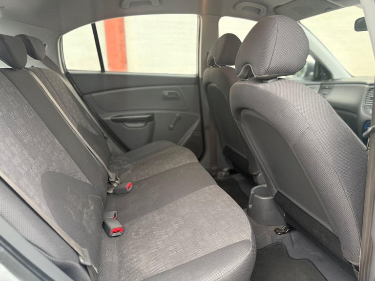2010 Kia Rio 1.4 1 5dr HATCHBACK Petrol Manual
