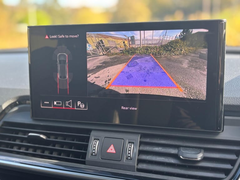 AUDI Q5 2.0 TDI 40 Black Edition 2024