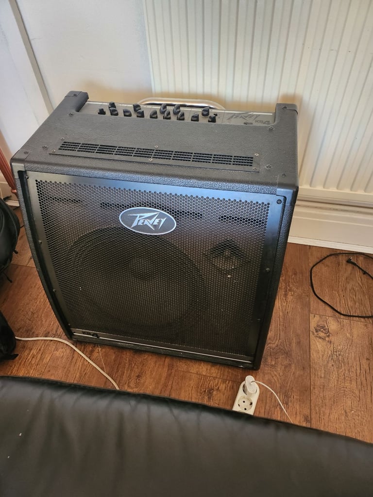 PEAVEY KB4 AMPLIFIER 