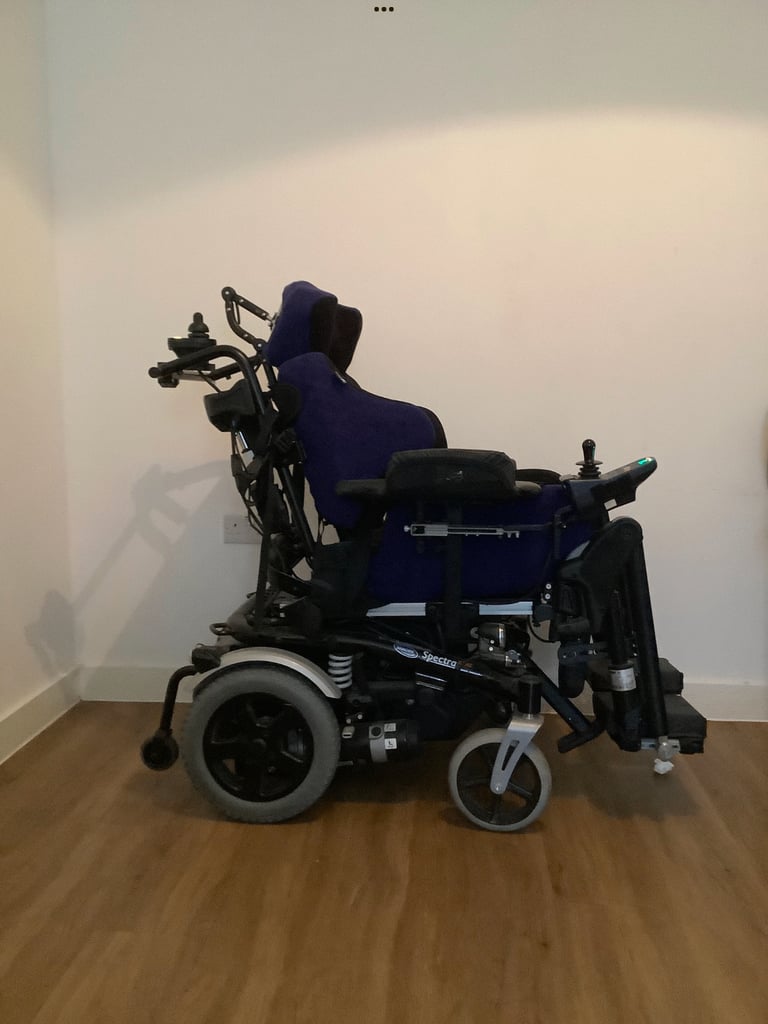 image for Electric wheelchair used twice from new spent over £1500 on recliner must be seen 
