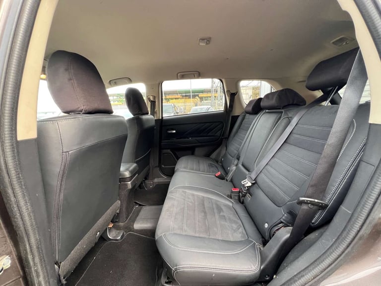 2017 Mitsubishi Outlander 2.0h 12kWh Juro CVT 4WD Euro 6 (s/s) 5dr SUV Hybrid Automatic