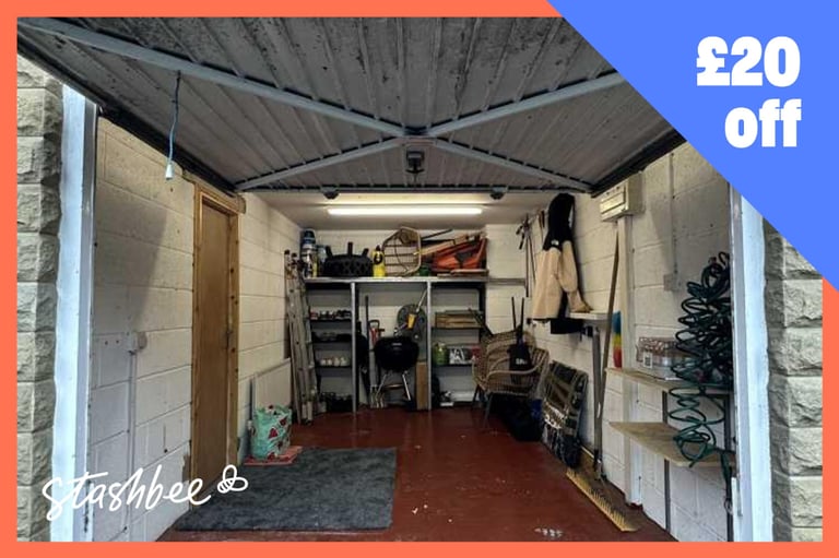Storage space available to rent in Garage in Holmfirth (HD9) 153 Sq