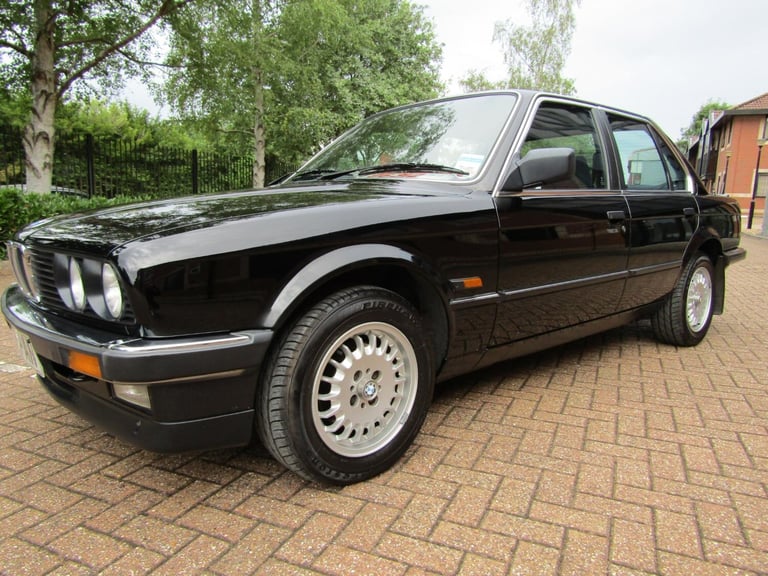 1985 BMW 3 SERIES 325i E30 4dr Auto RIGHT HAND DRIVE | in Chesham ...
