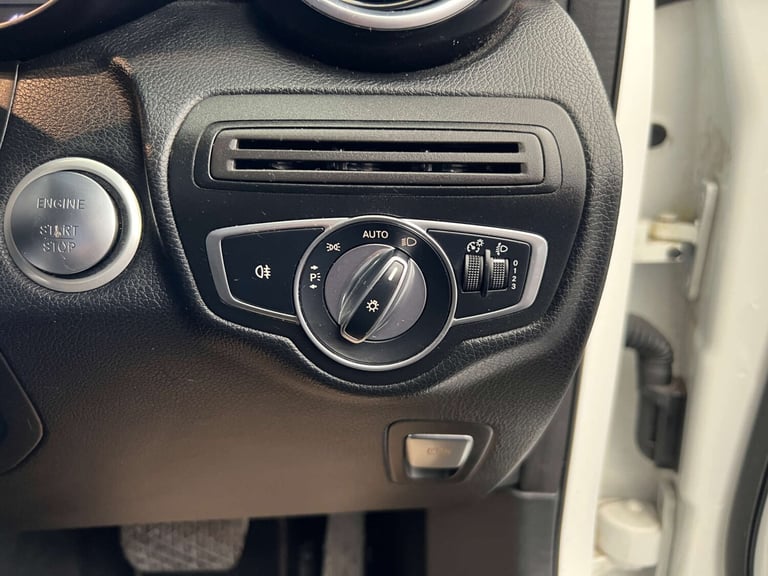 2017 Mercedes-Benz GLC GLC 220d 4Matic SE 5dr 9G-Tronic ESTATE DIESEL Automatic