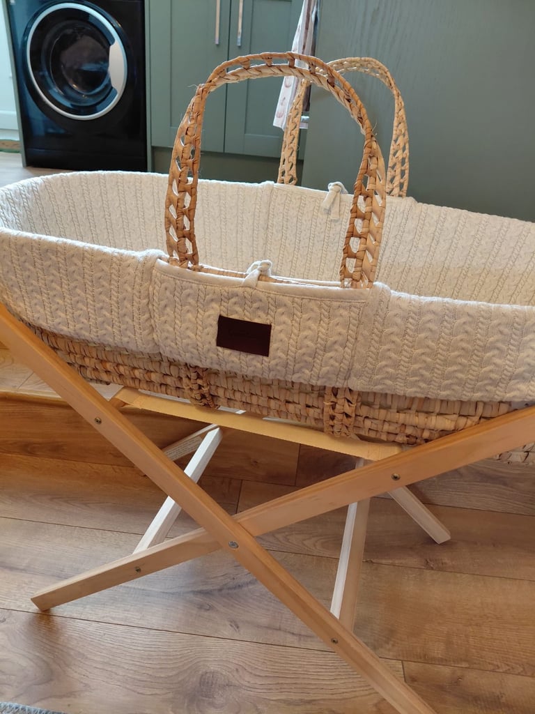 The Little Green Sheep Moses Basket  