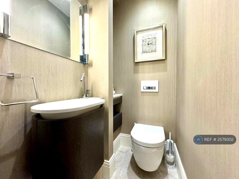 4 bedroom flat in Chiltern Court, London, NW1 (4 bed) (#2579302)