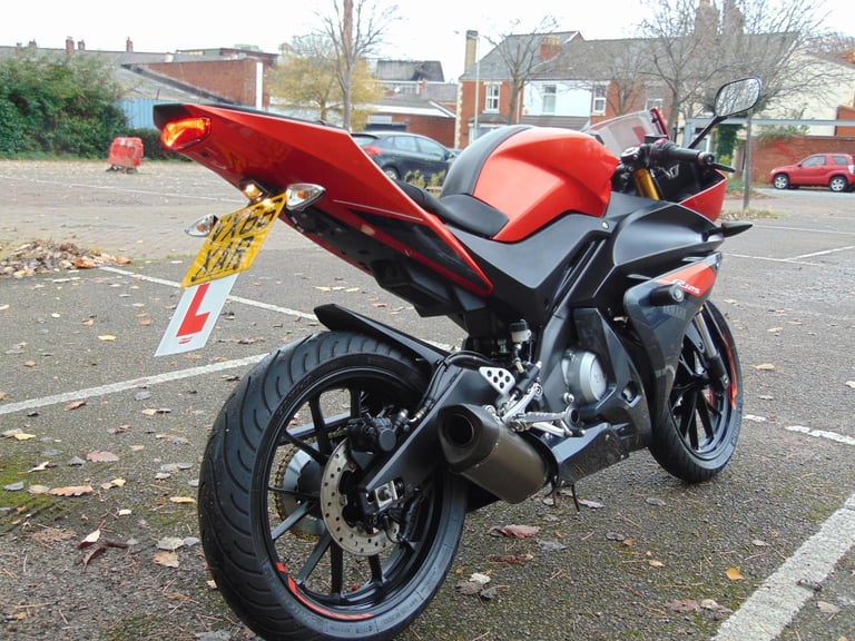 Yamaha YZFR125 ABS 2016 Supersport full power learner 125 Akrapovic Exaust FSH 