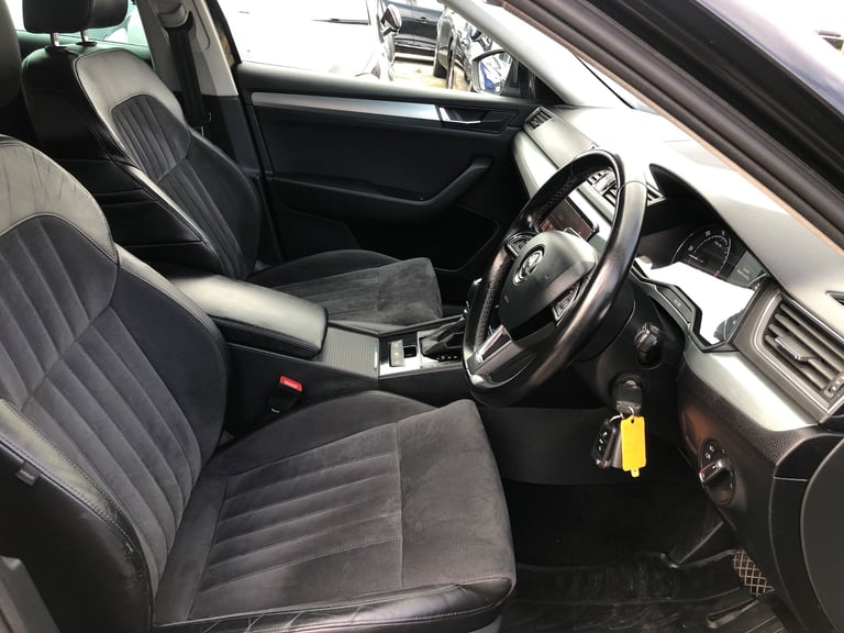 2018 Skoda Superb 2.0 TDI CR SE Technology 5dr DSG [7 Speed] ESTATE Diesel Automatic