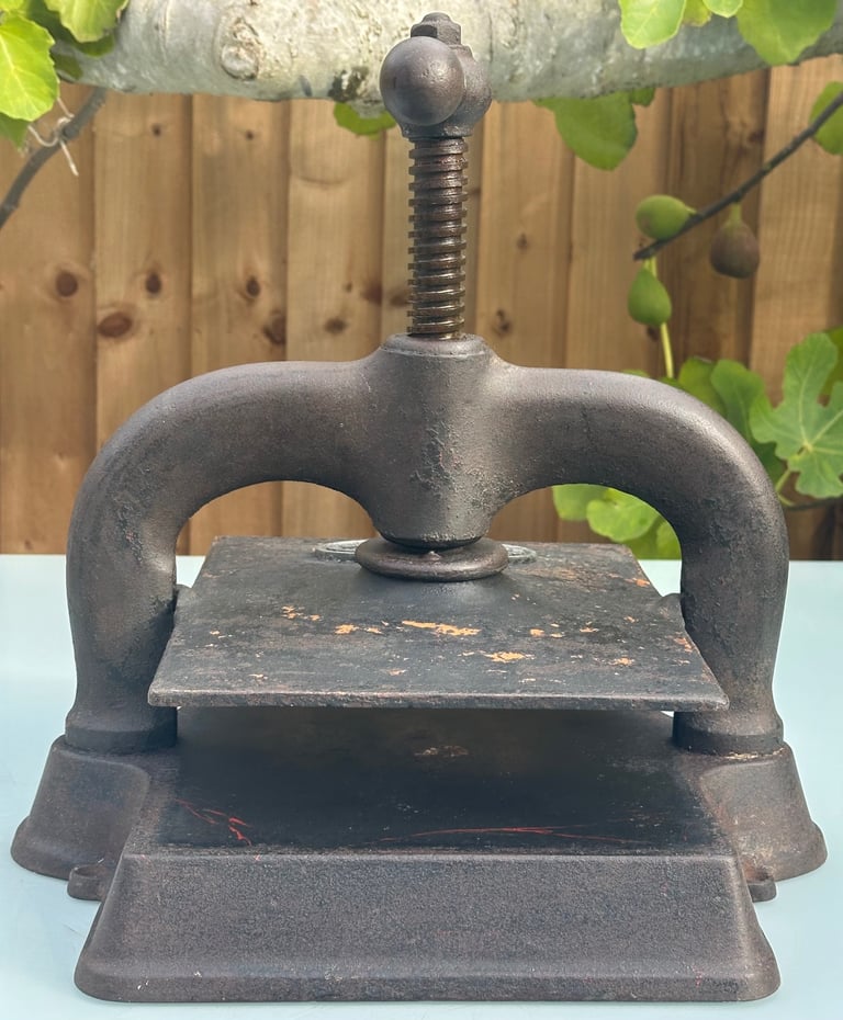 ANTIQUE FRENCH CAST IRON BOOK PRESS, NOTAIRE COPY BINDING PRESS - L CREPIN DOUAI, 1900s - WILL POST!