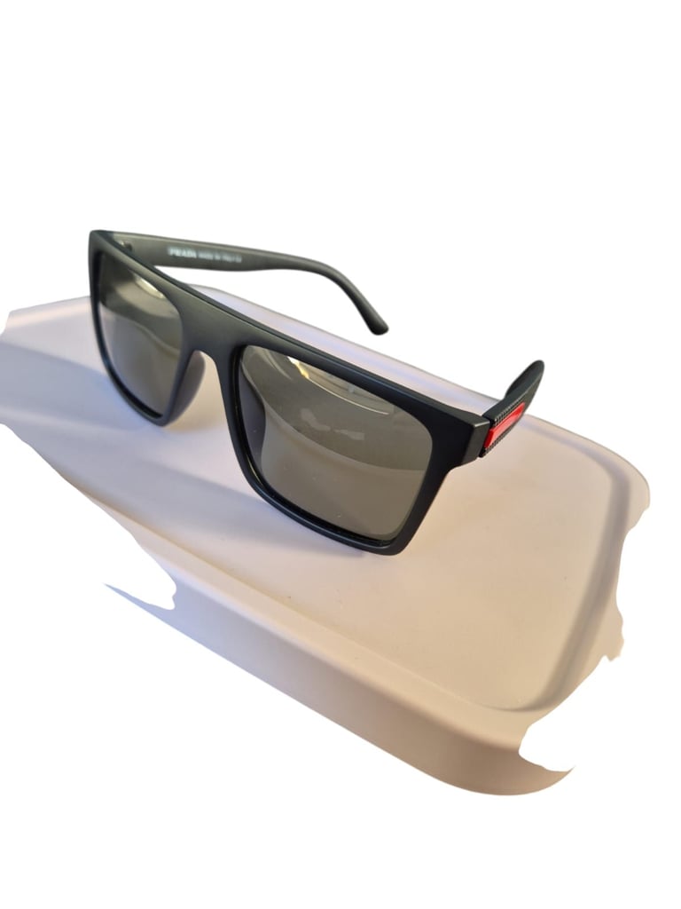 Prada sunglasses for mens 