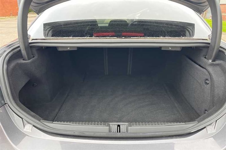 2019 Alfa Romeo Giulia 2.0 TB 280 Veloce 4dr Auto SALOON PETROL Automatic