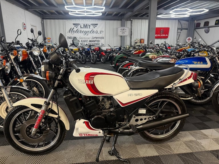 1985 Yamaha RD250LC, uk bike, matching numbers, lovely useable classic two stoke