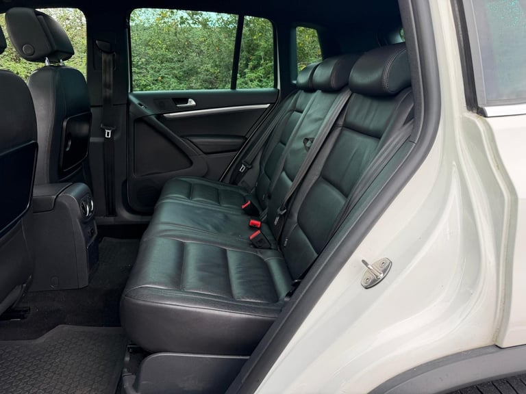 Volkswagen Tiguan 2.0 TDI Blue Motion Tech R-Line DSG 4WD 5dr DIESEL 2013/63