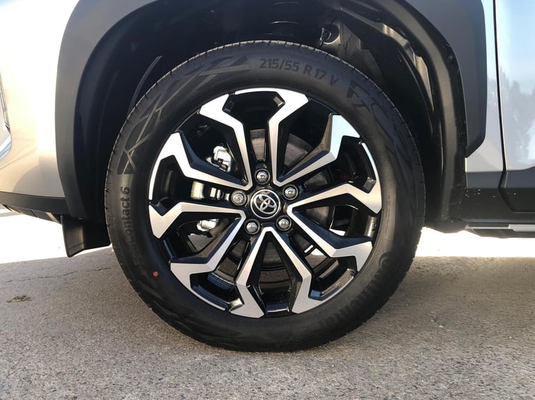 2025 Toyota Yaris 1.5 Hybrid Design 5dr CVT Estate Hybrid Automatic