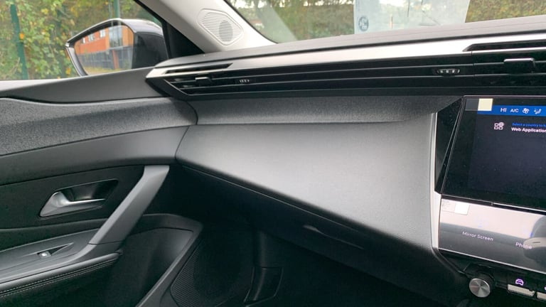 2025 Peugeot 308 SW 1.6 12.4kWh Allure Estate 5dr Petrol Plug-in Hybrid e-EAT Euro 6 (s/s) (180 E...