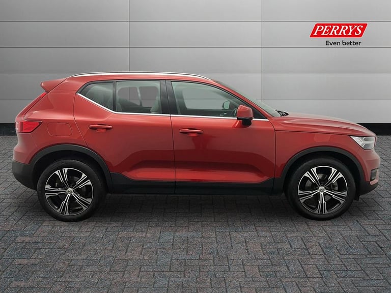 2020 Volvo XC40 2.0 B4P Inscription Pro 5dr Auto Estate Automatic