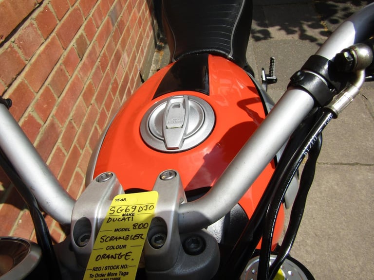DUCATI SCRAMBLER 800 IN FANSASTIC CONDITION,VERY LOW MILES, AS ORIGINAL! 2019