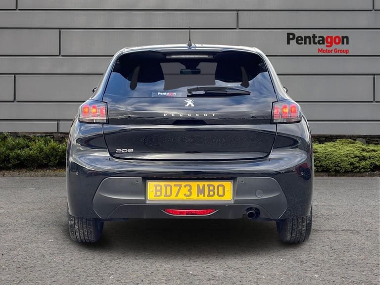  Peugeot 208 1.2 Puretech Active Premium  Plus Hatchback 5dr Petrol Eat Euro 6