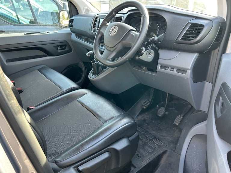 2022 Vauxhall Vivaro 2700 DYNAMIC L1 1.5D 120 BHP PANEL VAN EURO 6 PANEL VAN Diesel Manual