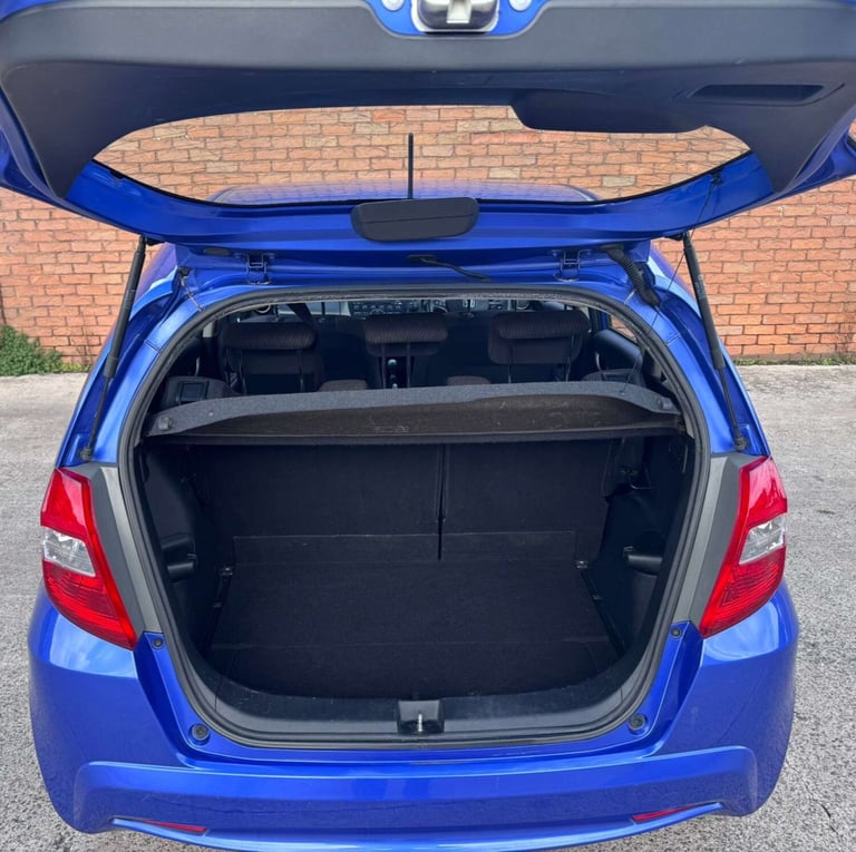 2011 Honda Jazz 1.4 i-VTEC ES 5dr HATCHBACK PETROL Manual
