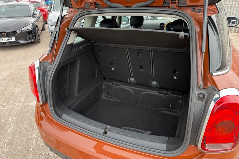 2018 MINI Countryman 1.5 Cooper Classic 5dr Hatchback PETROL Manual