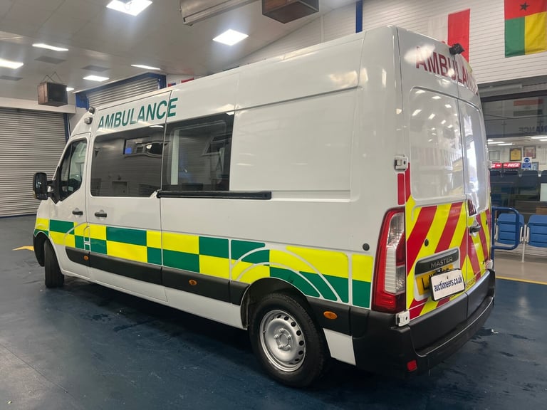 2016 Renault Master LM35 BUSINESS 2.3DCI 130PS LWB 7 SEAT DISABLED ACCESS MINIBUS C/W STRETCHER P...