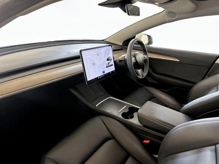 2021 Tesla Model 3 Standard Range Plus Auto RWD 4dr Automatic Saloon Electric Automatic
