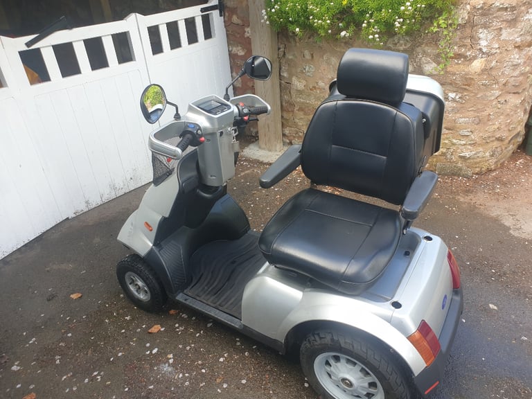 Breeze S4 mobility scooter