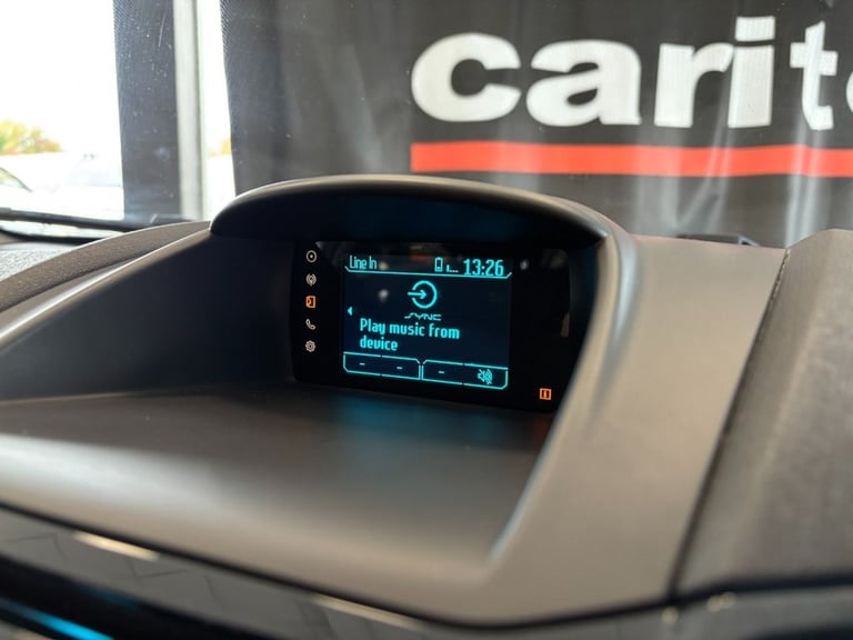 2014 Ford Fiesta 1.0T EcoBoost Zetec Hatchback 5dr Petrol Manual Euro 5 (s/s) (100 ps) Hatchback ...