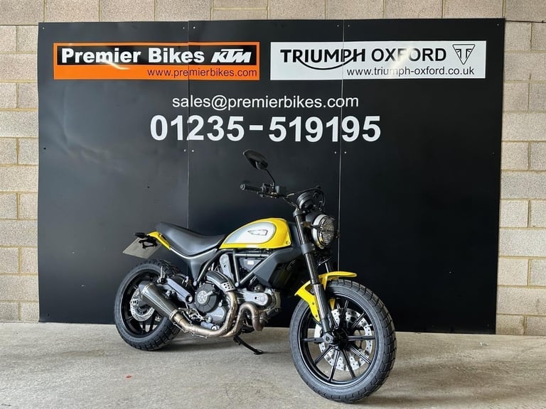 STUNNING LOW MILEAGE 2015/15 DUCATI SCRAMBLER ICON MOTORCYCLE