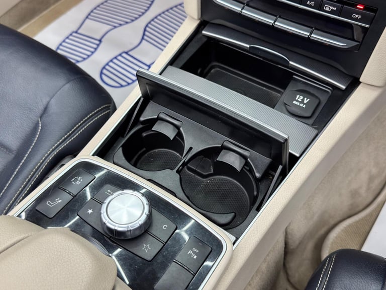 2013 Mercedes-Benz E-Class 3.0 E350d V6 BlueTEC AMG Sport Cabriolet G-Tronic+ Euro 6 (s/s) 2dr CO...