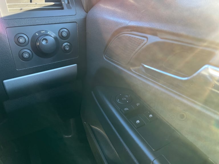 VAUXHALL ZAFIRA 7 SEATS NEW MOT CHEAP TAX 