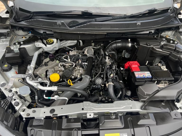 2019 Nissan Qashqai 1.3 DiG-T N-Connecta 5dr HATCHBACK PETROL Manual
