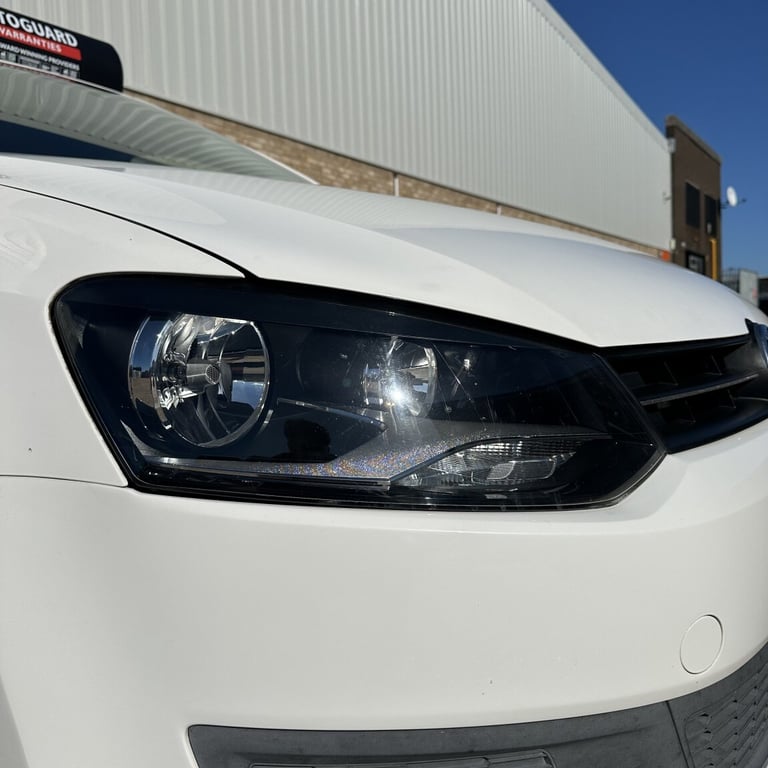 VOLKSWAGEN POLO 1.2 SE White Manual Petrol 2009